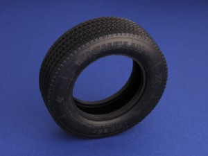 VERKERK 1/14 卡車用 米其林 275標準胎 